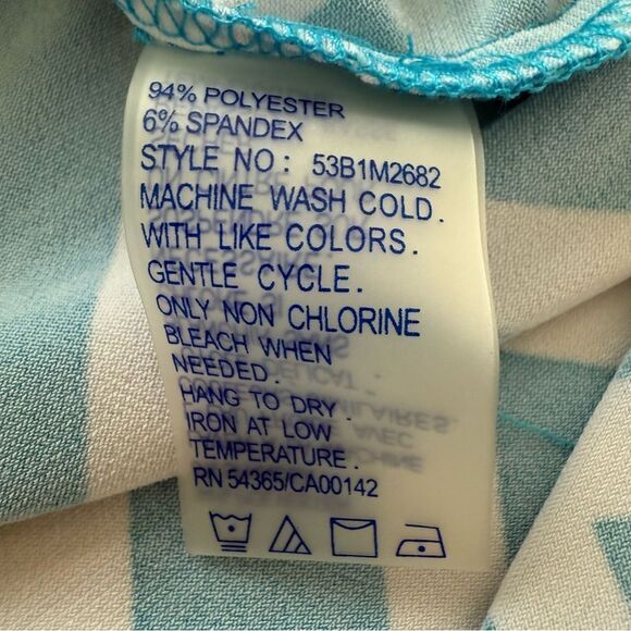 Peter Nygard Blue & White Chevron Roll Tab Sleeve Tie Front Button Down Shirt - Picture 7 of 8